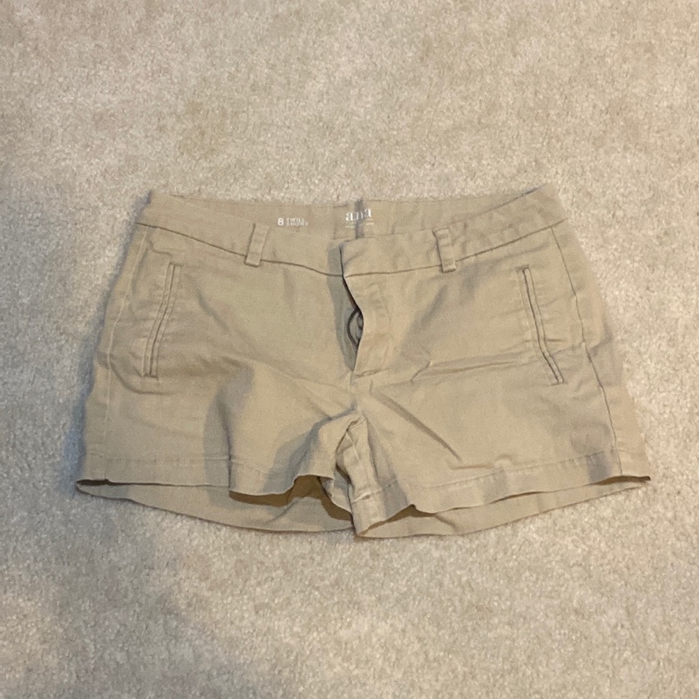 Ana size 8 twill khaki shorts